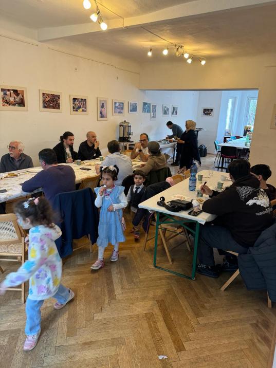 Multikulturelles Zentrum: Ramadan 2024&#039;de Verschiedene Muslimische Gemeinschaften für Iftar-Programme Zusammengekommen&quot;
